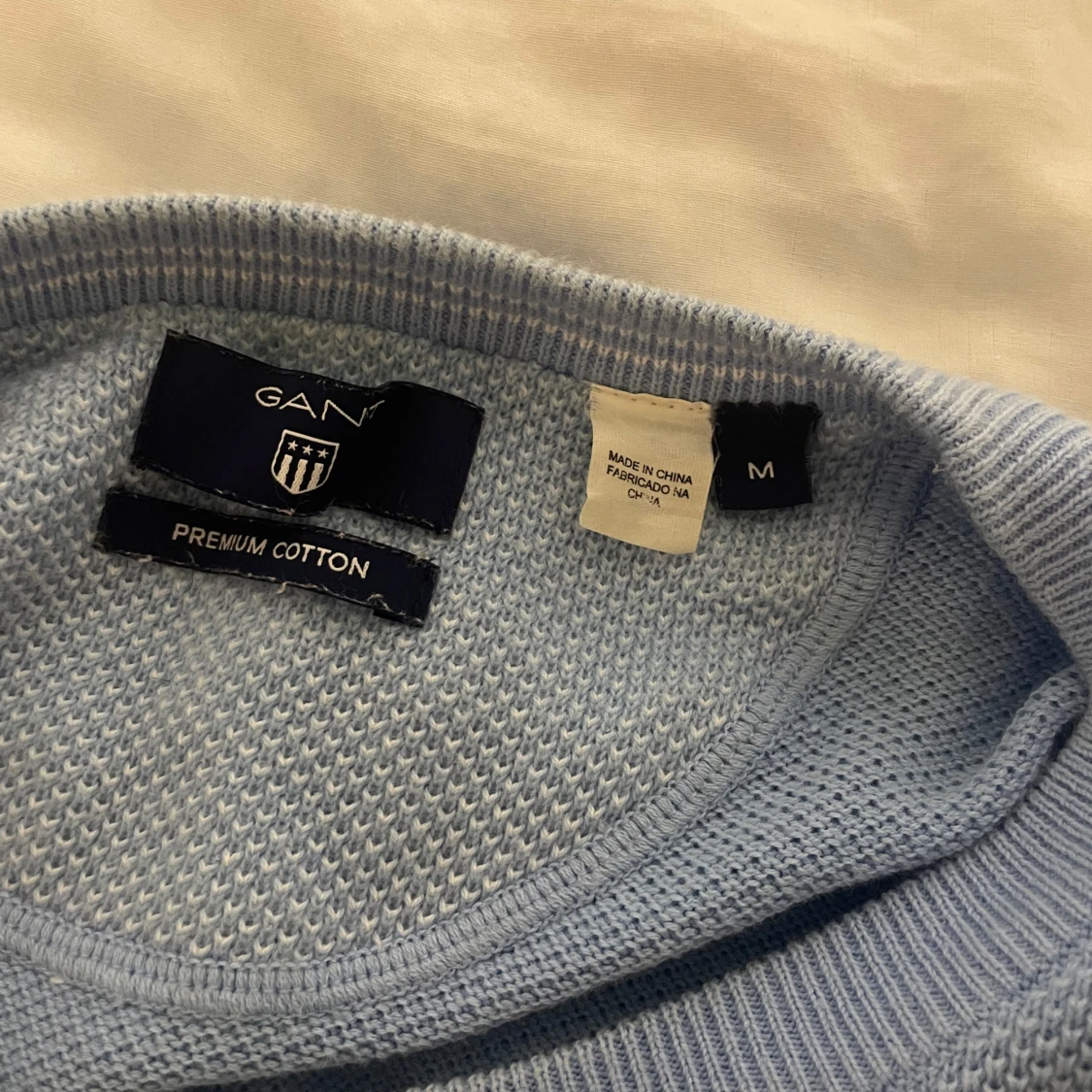 Ljusblå tröja från Gant - 92