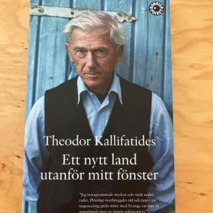 Ett nytt land utanför mitt fönster/ Theodor Kallifatides  - Boken 'Ett nytt land utanför mitt fönster' av Theodor Kallifatides utforskar teman kring identitet och tillhörighet. Författaren reflekterar över sitt liv och sina erfarenheter som invandrare i Sverige, med en djupgående och personlig berättelse.