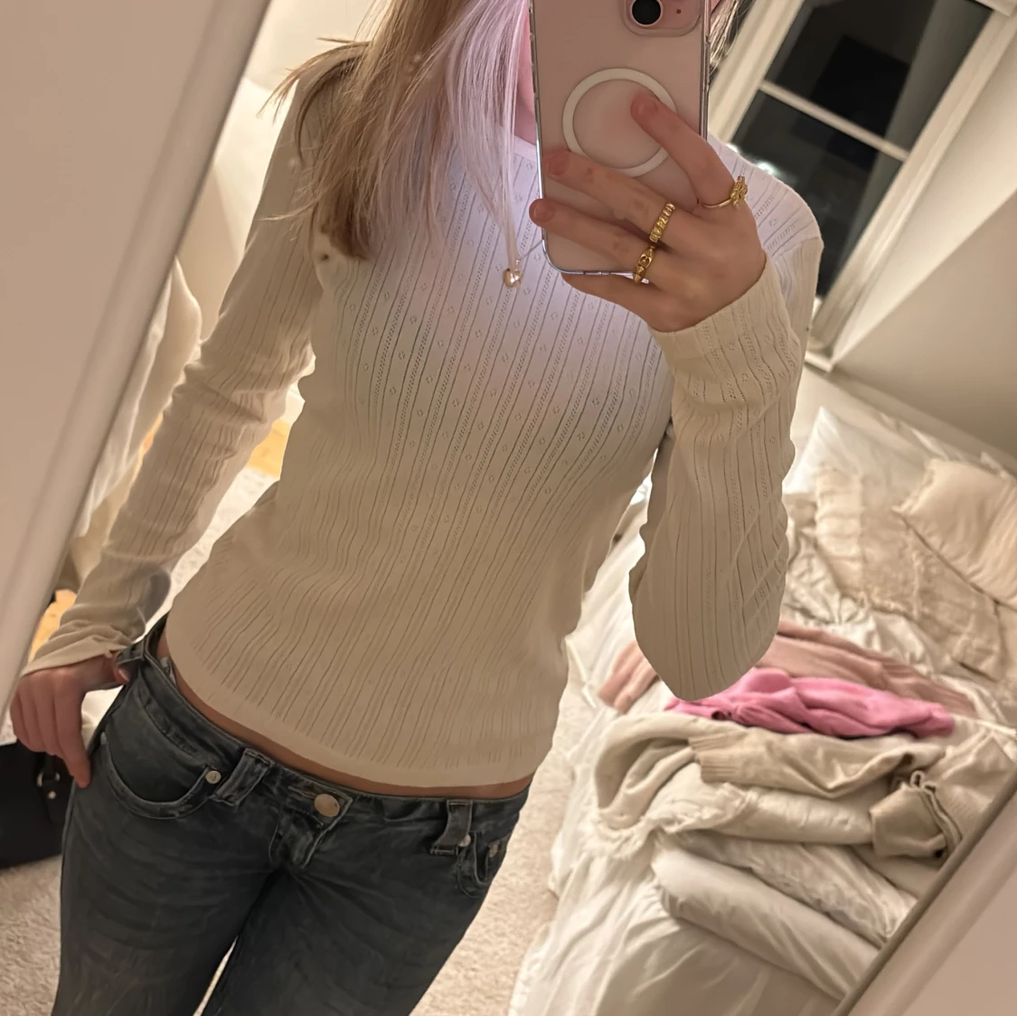 Vit ribbad tröja från Brandy Melville - 90