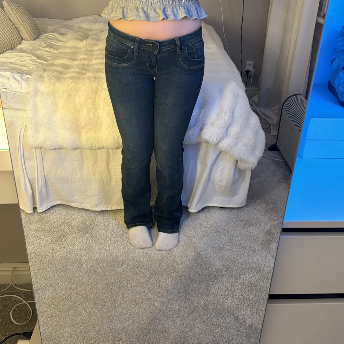 Mörkblå bootcut ltb jeans