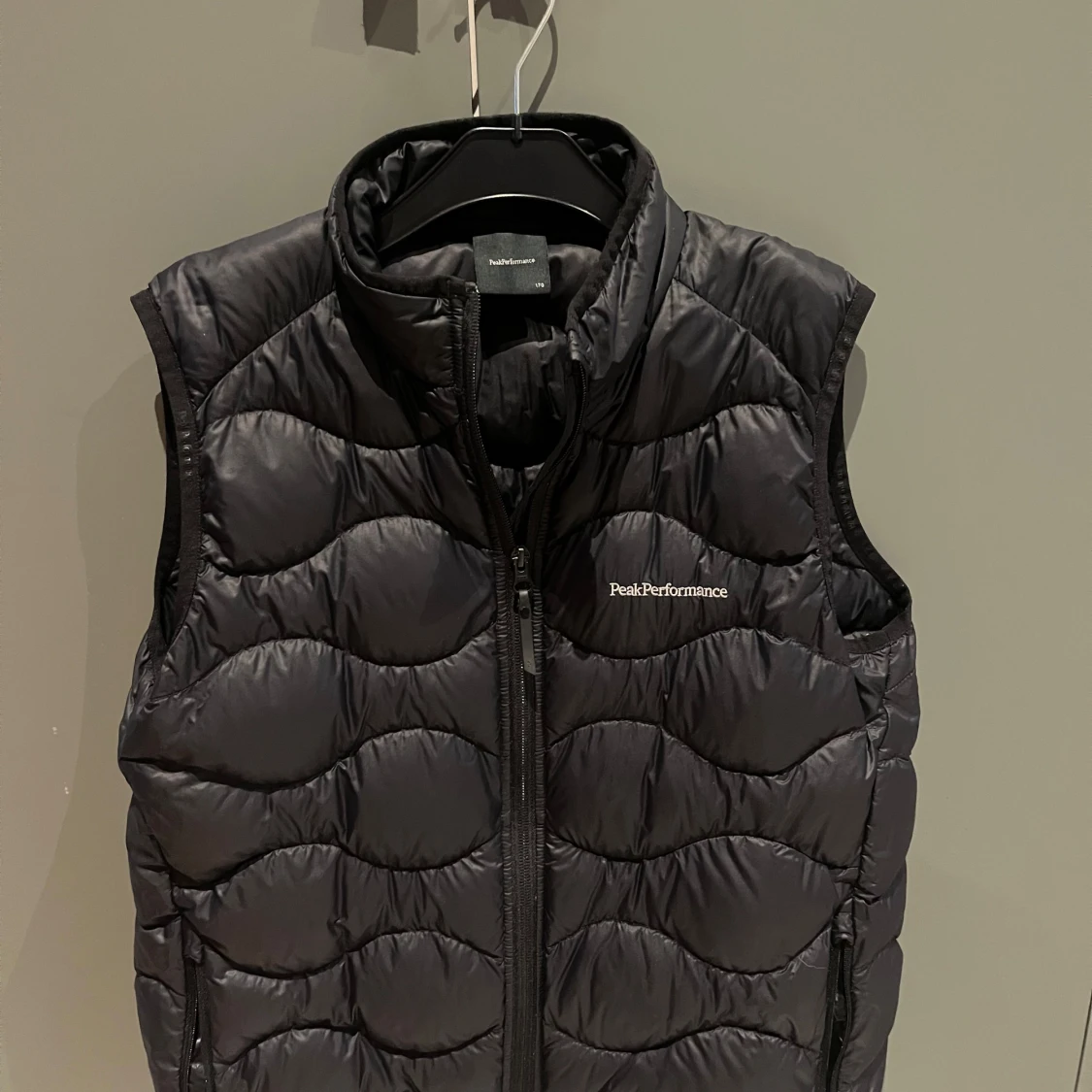 Peak Performance väst