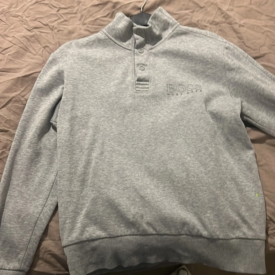 Grå tröja från Hugo Boss