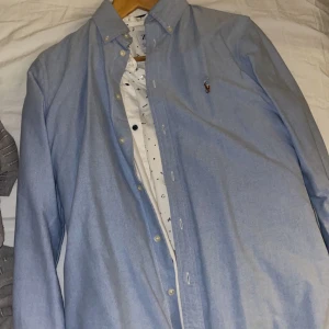  Ralph Lauren skjorta  - Snygg ljusblå skjorta från Ralph Lauren!