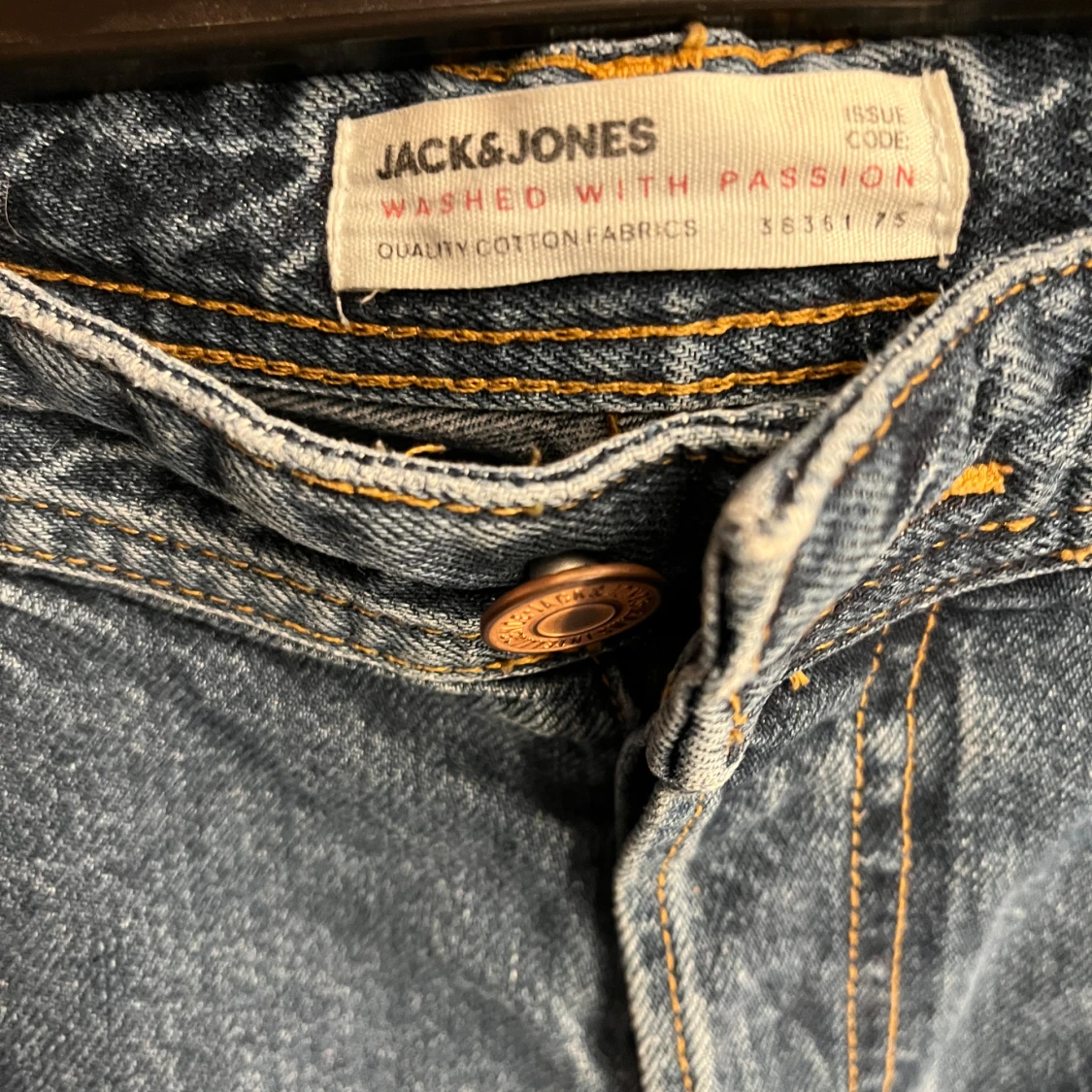 Blå jeans från Jack & Jones - 1