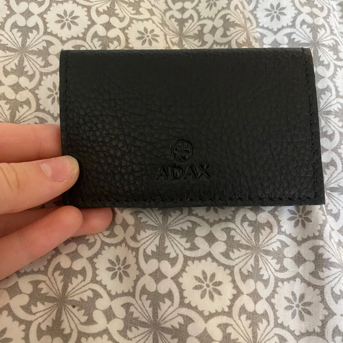 Svart axelväska med dragkedja - 4