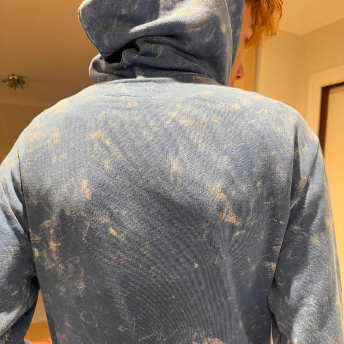 Blå hoodie från R. Lauren - 3