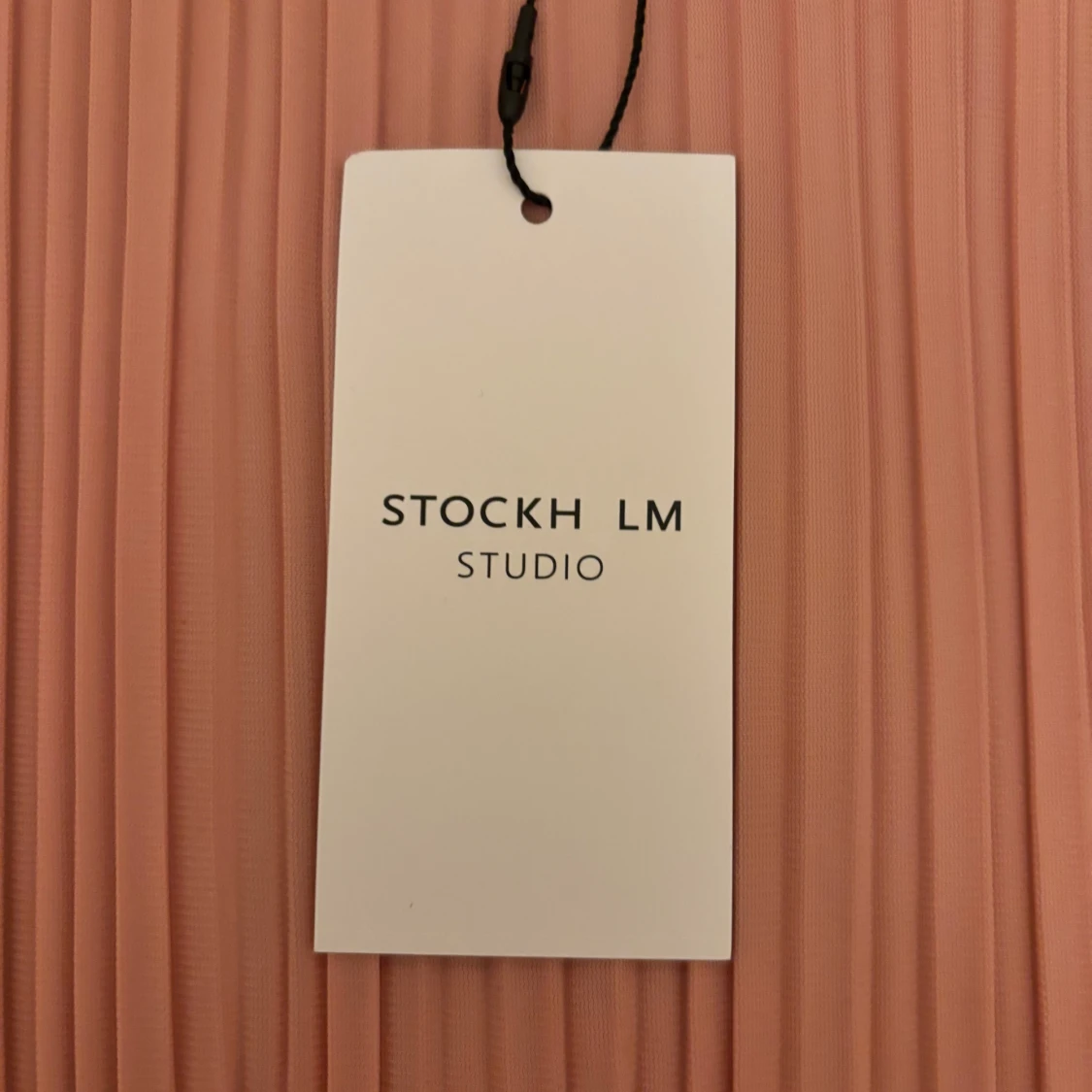 Ljusrosa plisserad topp från Stockh LM Studio - 3