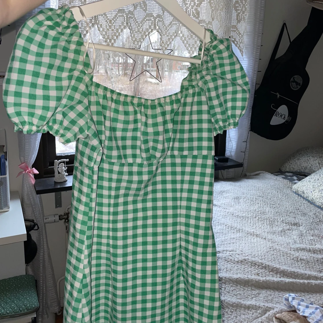 Grön och vit rutig klänning från H&M Divided - 90