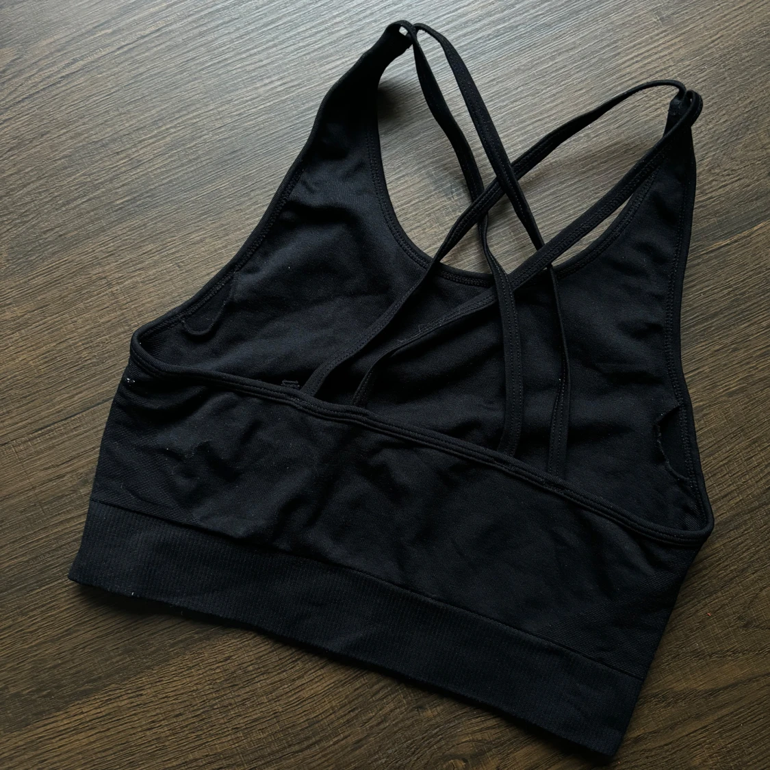 Svart sporttopp från Astani - 90