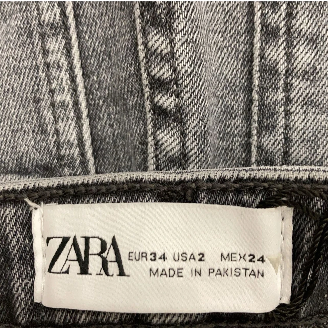 Grå bootcut jeans från Zara - 91