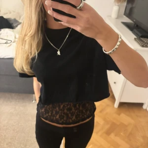 Spets topp - Spets tröjan: xs från h&m, träjan över bikbok st m säljs tsm