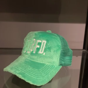 Classified keps - Grön keps från classified. Skicka 9,5/10. Använd ca 7-8 gånger. Classified påse ingår. 