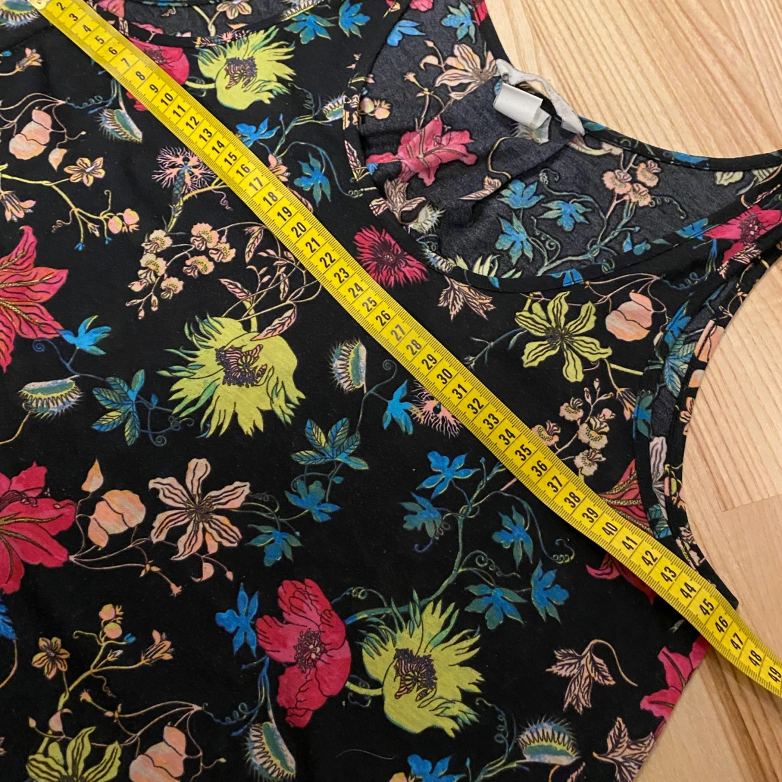 Blommigt linne  - 93