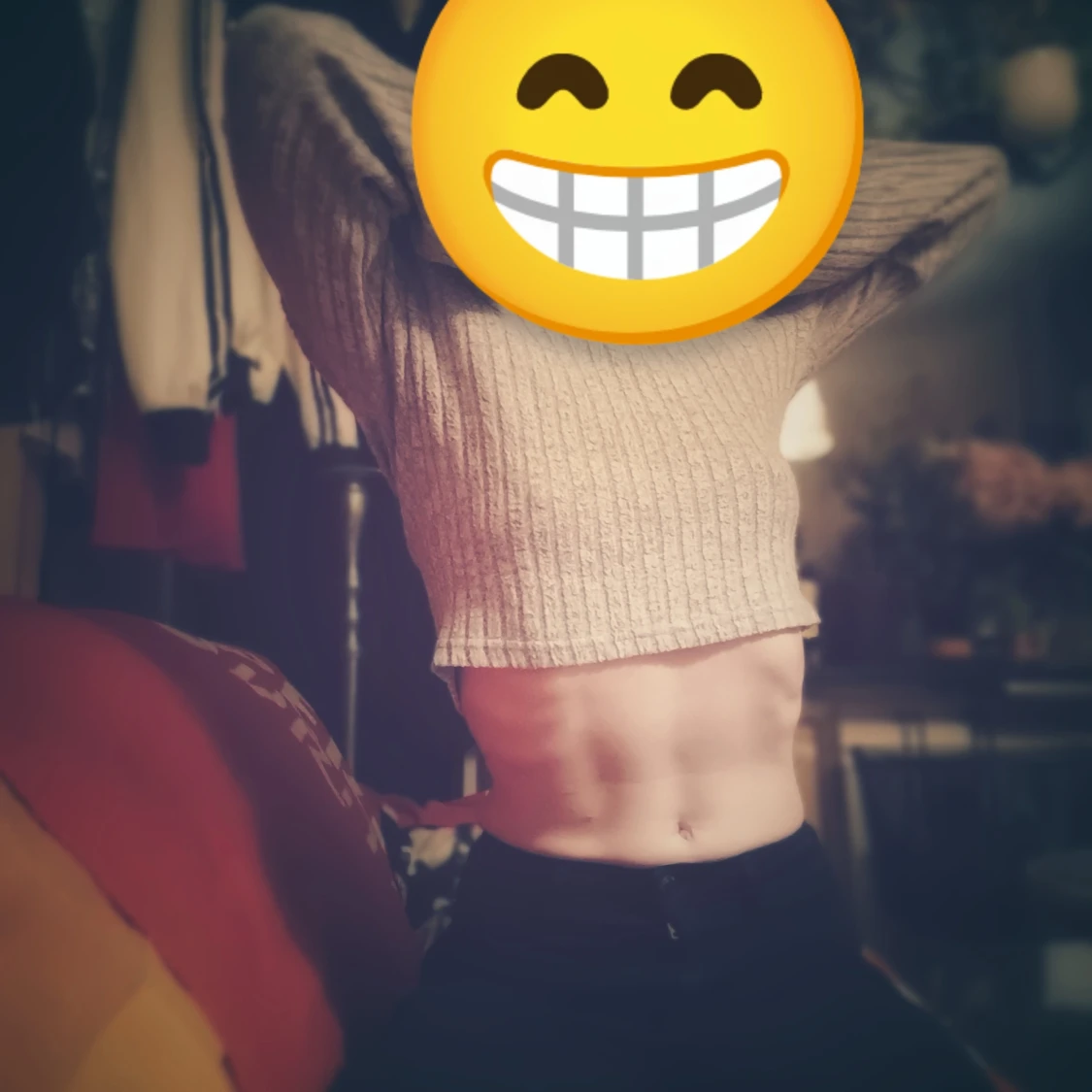 Grå ribbad offshoulder-tröja