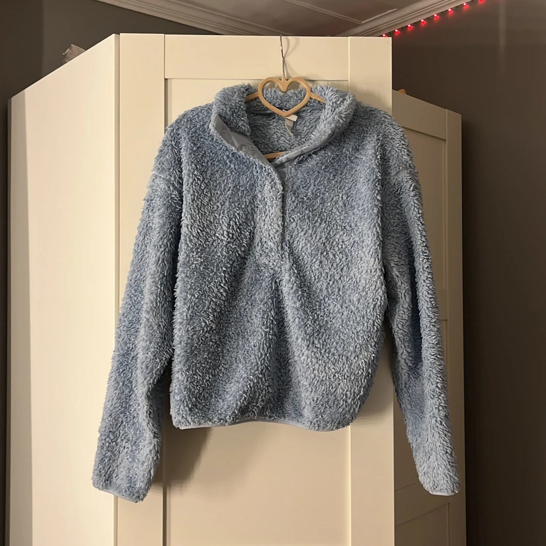 Mysig blå fluff från H&M