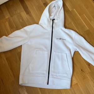 Sail racing zip hoodie - Storlek 170  Bra skick  Ny pris 800 
