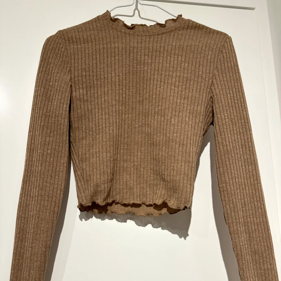 Röd och brun croppad tröja - 90