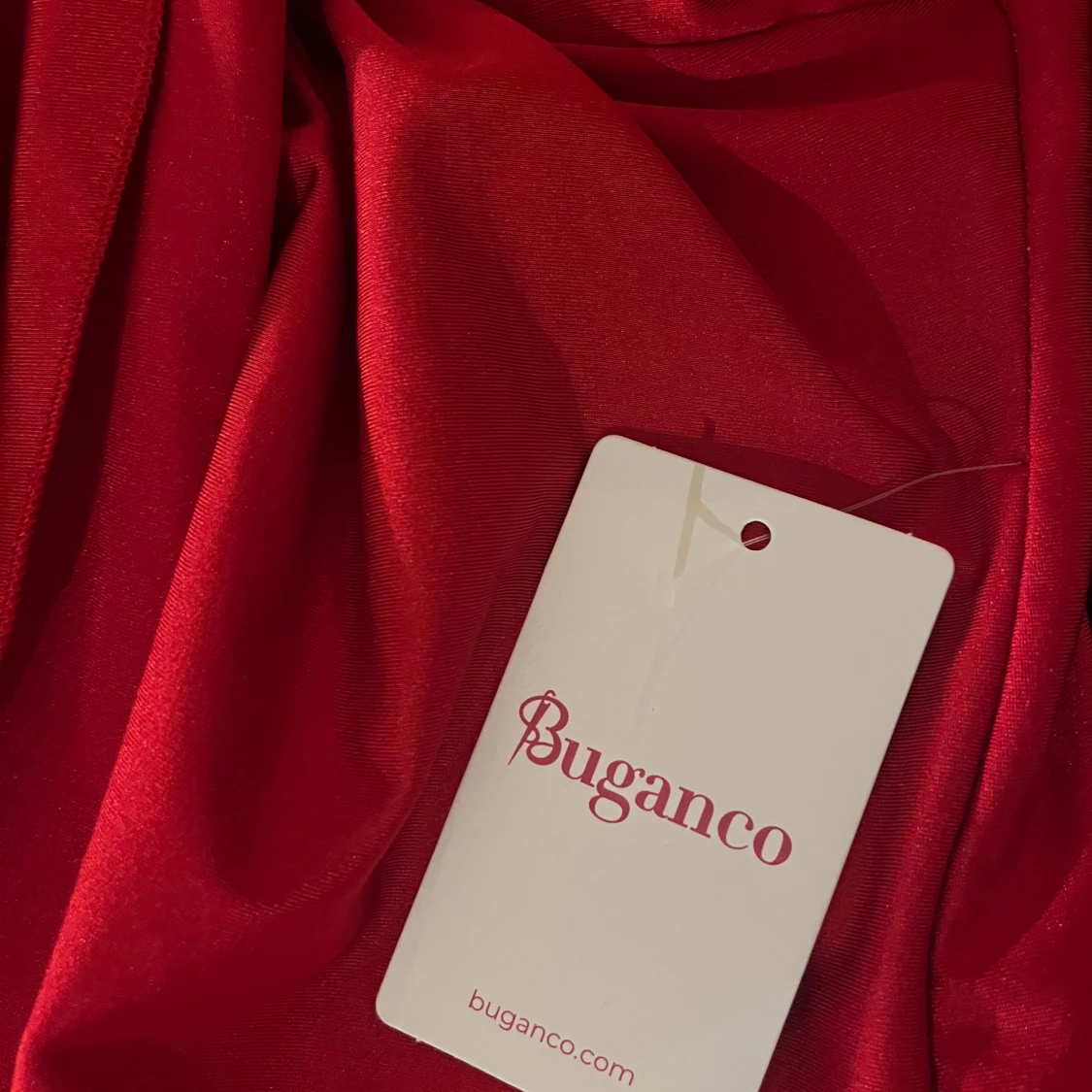 Superfin röd långklänning  - 92