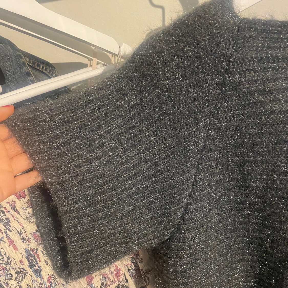 Mysig grå stickad kofta - 92