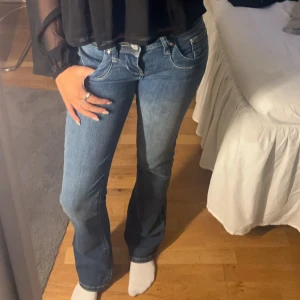 Ltb jeans - Lågmidjade jeans från Ltb i modellen valerie. Stl W25 L32. Skriv för fler bilder Köpta för ca 900kr och inte mycket använda