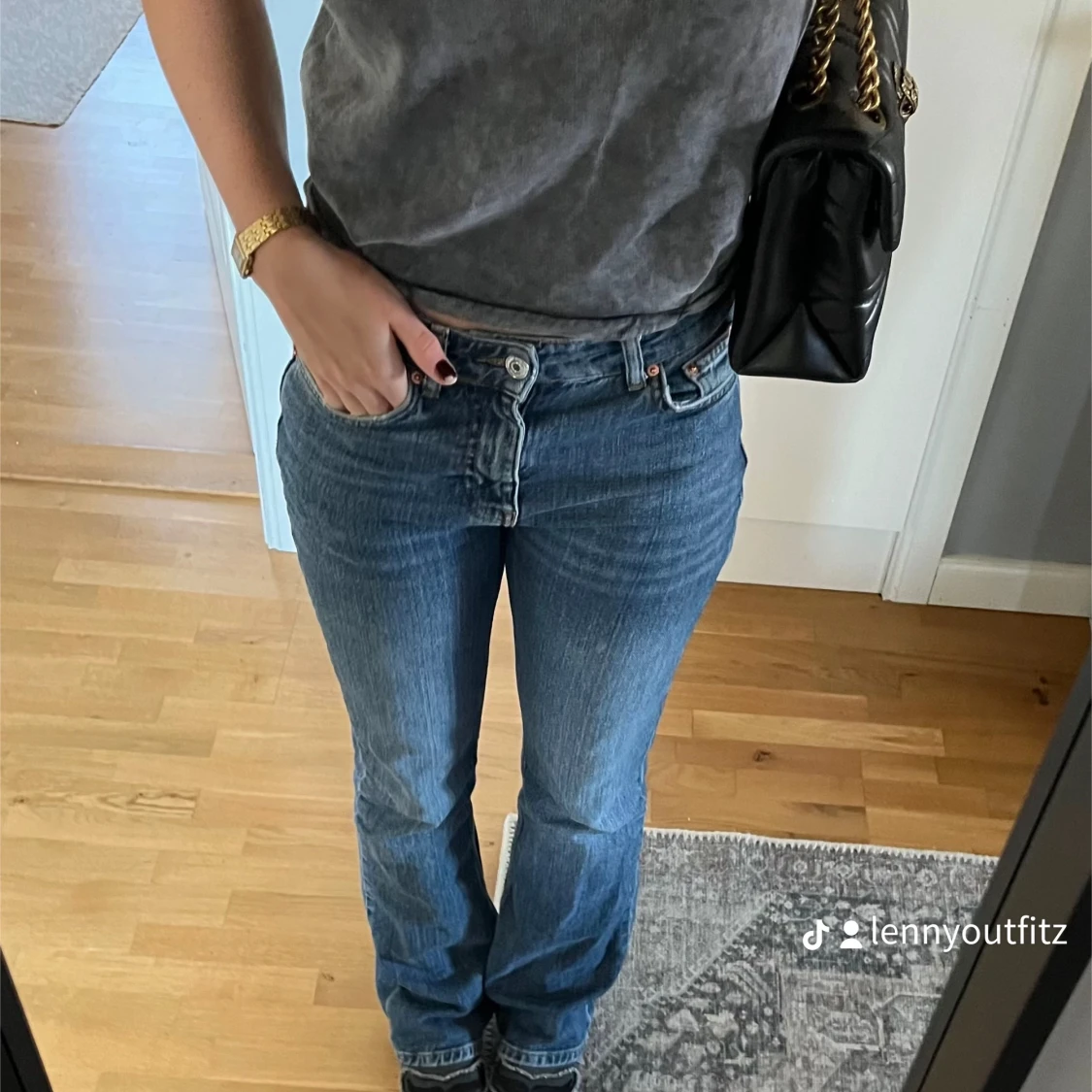Blåa Jeans mid waist  - 90