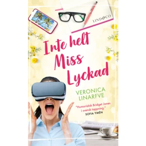 Inte helt Miss Lyckad (pocket) - Äntligen verkar lyckan infinna sig i Louises liv! Men säg den lycka som varar längre än en blinkning. När hennes älskade Johan får ett erbjudande om utlandstjänst från Världens Läkare och kollegorna på resemagasinet Away börjar smussla bakom Louises rygg står hon plötsligt inför helt nya utmaningar. Till råga på allt har hennes tio år yngre syster Kajsa, som håller på att utbilda sig till livscoach, bestämt sig för att flytta in i villan i Åkersberga. Louise blir hennes första och högst ofrivilliga klient. Inte helt Miss Lyckad är andra delen om Louise Locke. VERONICA LINARFVE bor med man och två barn i Åkersberga. Hon är utbildad beteendevetare och journalist och driver idag en redaktionell kommunikationsbyrå. Veronica arbetade under flera år som chefredaktör på ett resemagasin och författardebuterade 2018 med I huvudet på Miss Lyckad. "Linarfve har hittat en skön berättarstil, ett enkelt språk och byggt upp en trevlig huvudperson att följa. Bestående från denna läsning är definitivt den mycket tänkvärda meningen: Det är skillnad på att lyckas och att känna sig lycklig. Tänkvärt, amusant och ärligt." Mariestads-Tidningen "Humoristisk Bridget Jones i svensk tappning." Sofia Ymén    Format Pocket   Omfång 376 sidor   Språk Svenska   Förlag Lind &amp; Co   Utgivningsdatum 2020-03-09   Medverkande Emma Graves   ISBN 9789178616251  