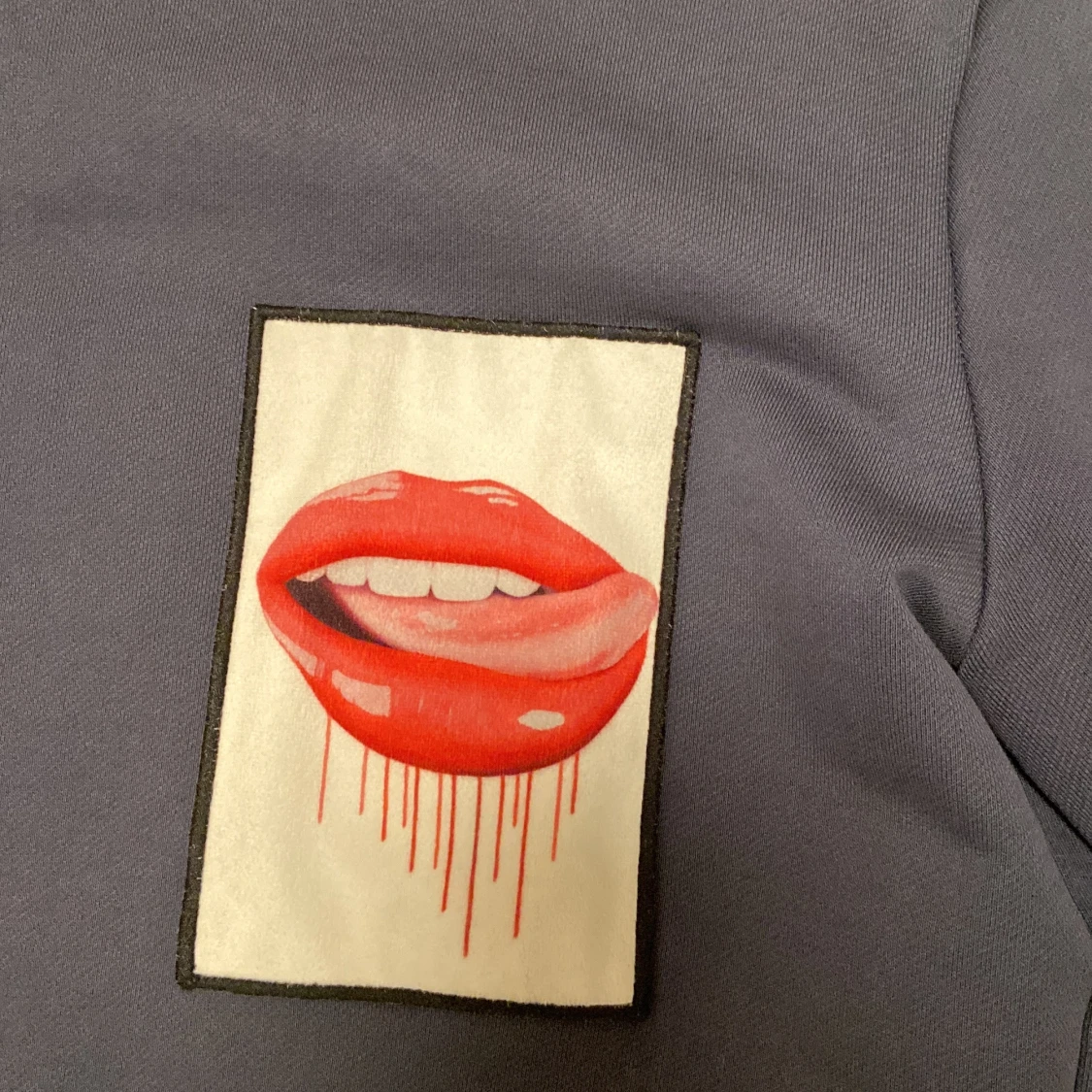 Mörkblå tröja från Limitato - 90