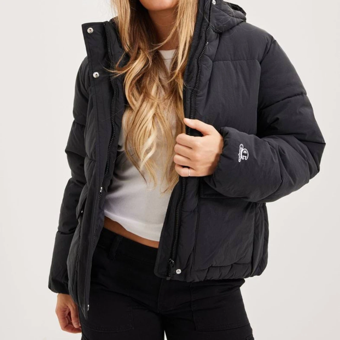 Svart pufferjacka från Champion - 90