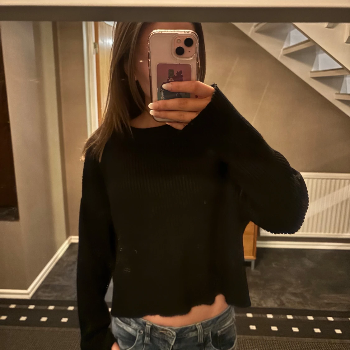 Svart croppad tröja - 90