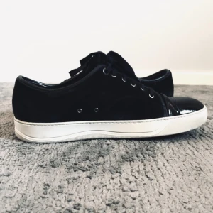 ⛔️Fetaste Lanvins skorna⛔️ - Ett par riktigt feta lanvins storlek uk9 (eu 43-44)                                                          Pris går att diskutera och skriv vid minsta fundering 🙌🏻