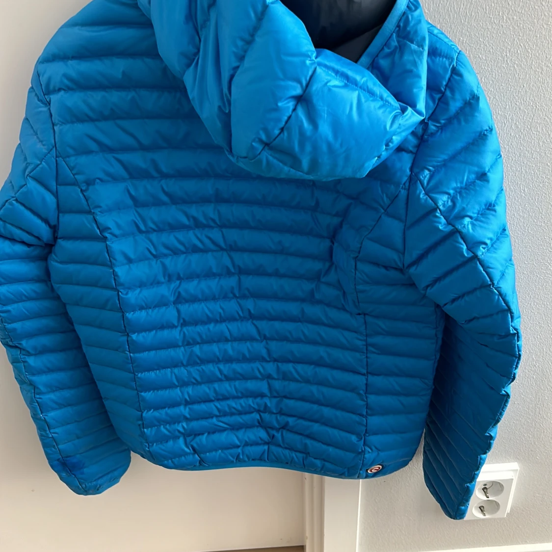 Blå dunjacka från Colmar - 90