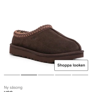 Ugg tasman - Säljer mina ugg tasman. Använda men i gott skick och inga synliga defekter. Säljer pga för små. Pris kan ev diskuteras. Svarar ej på skambud 🥺🤌🏼