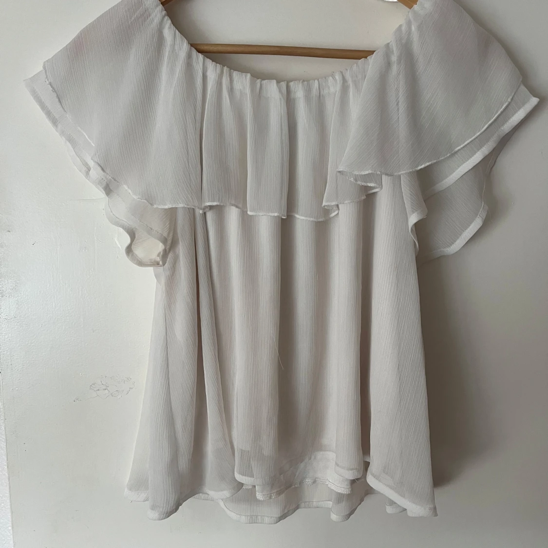 Fin volang off shoulder topp!