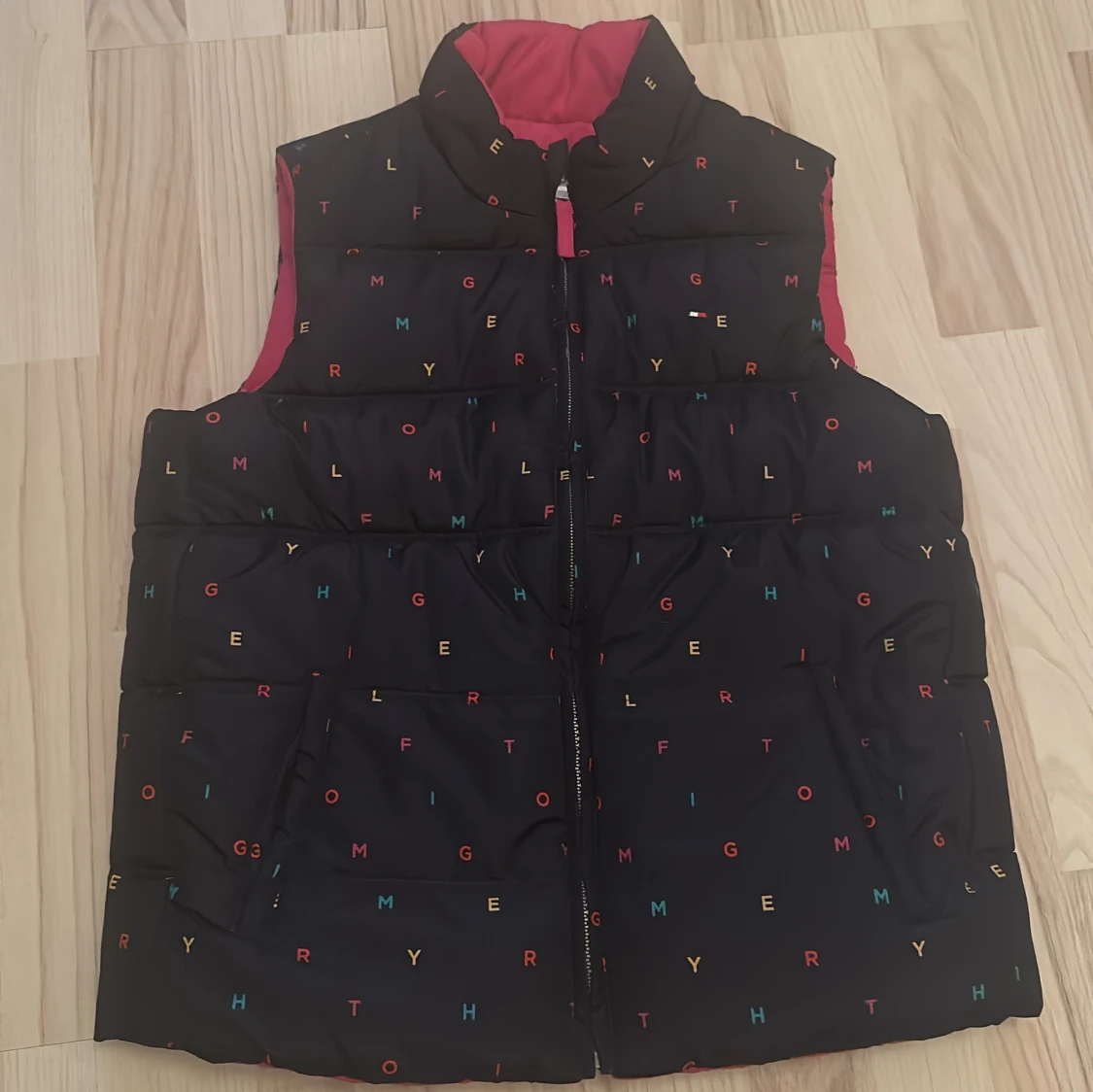 Dubbelsidig Tommy Hilfiger väst