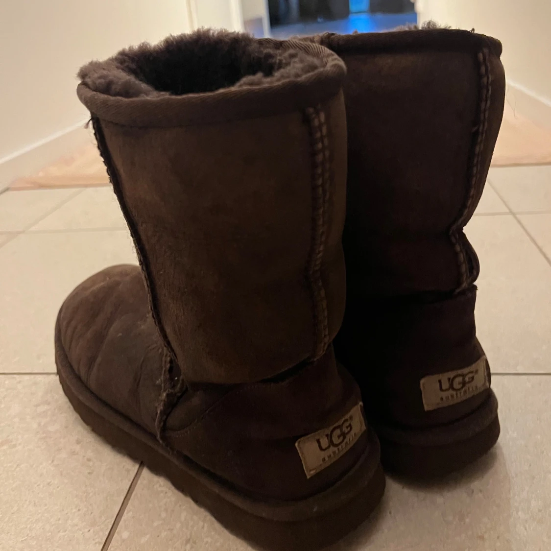 Bruna höga Uggs
