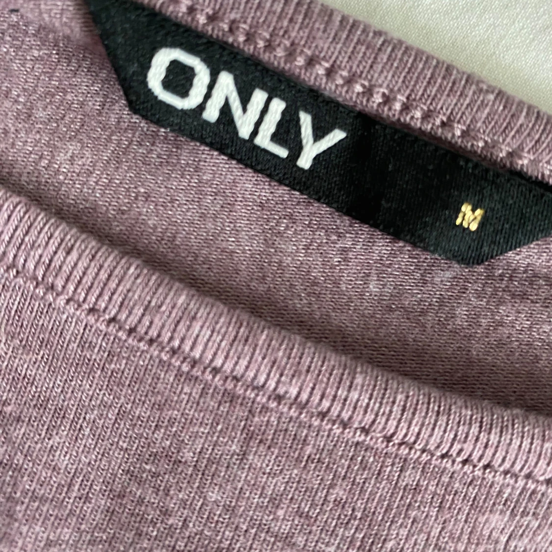 Lila tröja från ONLY - 91