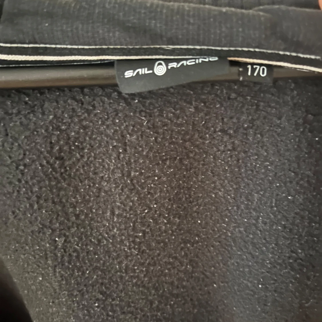 Svart tröja från Sail Racing - 90