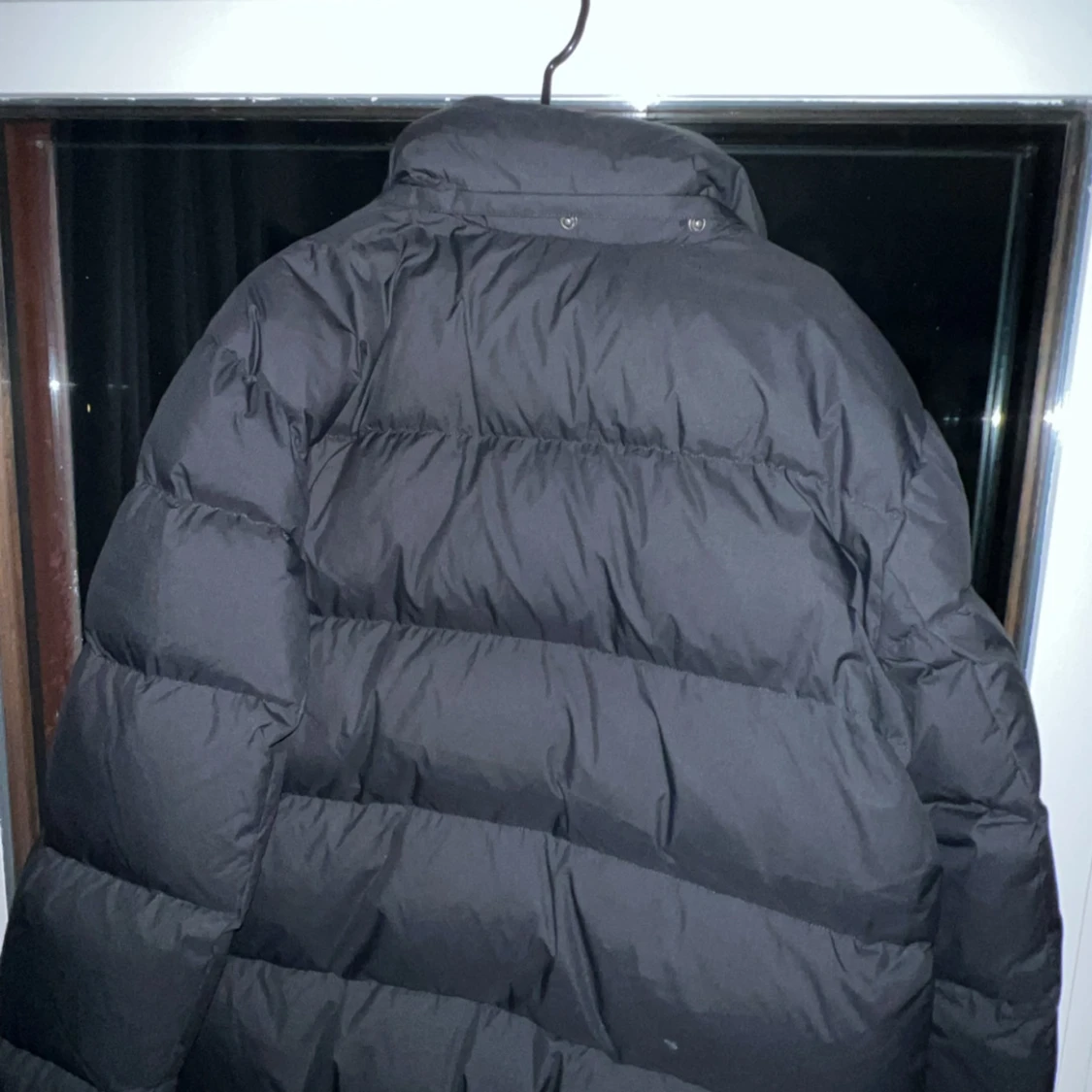 Svart vinterjacka från Tommy Hilfiger  - 90