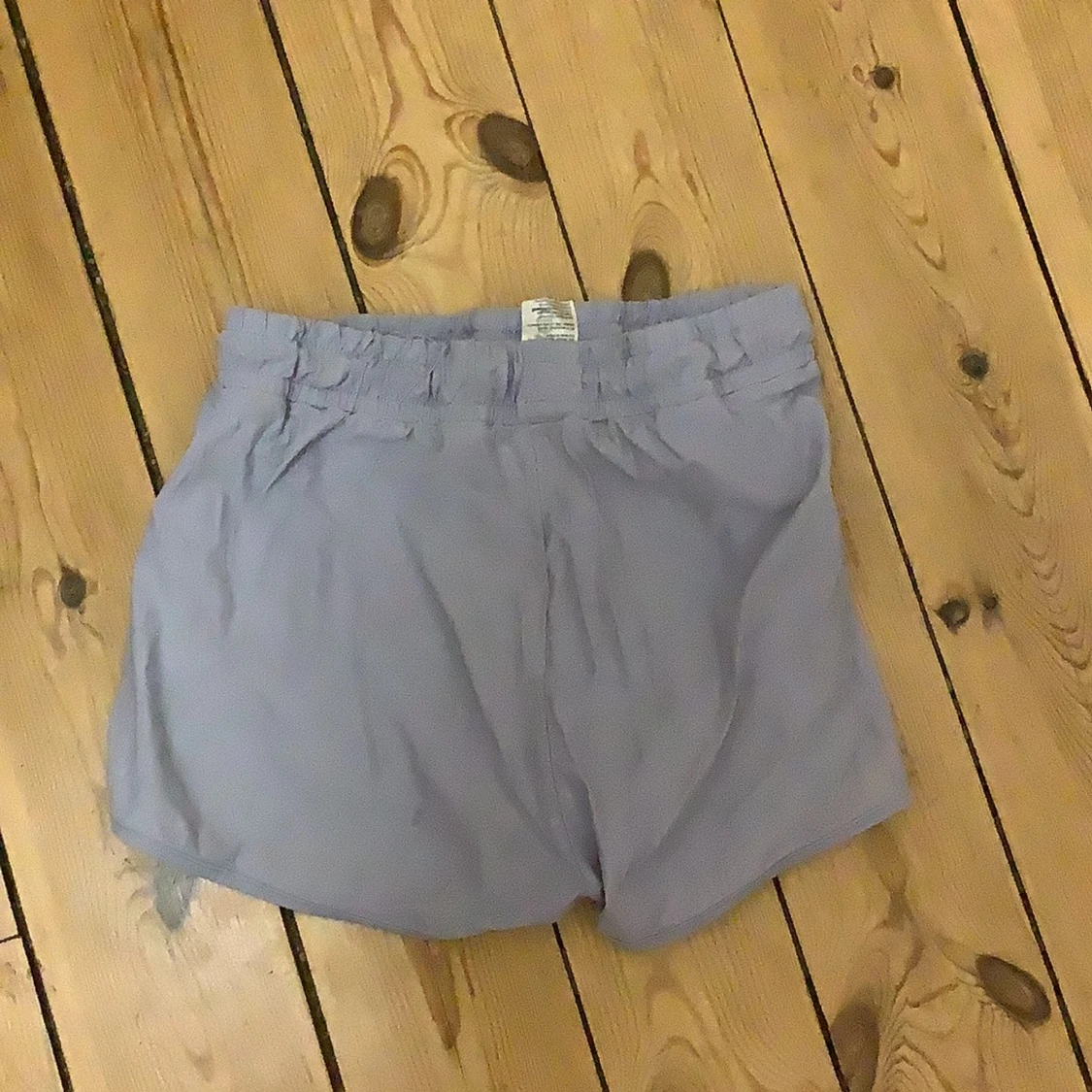 Grå träningsshorts med dragsko - 90