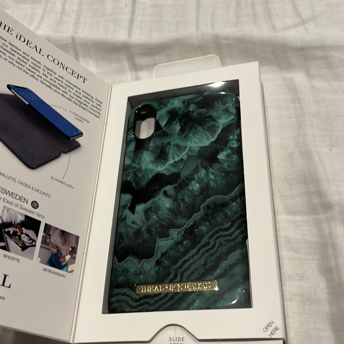 Mobilskal från iDeal of Sweden - 92