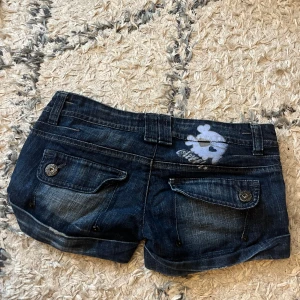 Lågmidjade jeans shorts! - Så snygga med låg midja !🩷