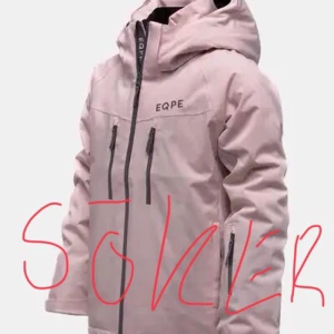 SÖKER skidjacka eqpe - Söker denna skidjacka från eqpe, o helst den ljusrosa färgen i storlek 146/152 eller 158/164! Gärna bra skick. Pris Max 1299 då de e nypris men den e slut överallt. Hör gärna av er!