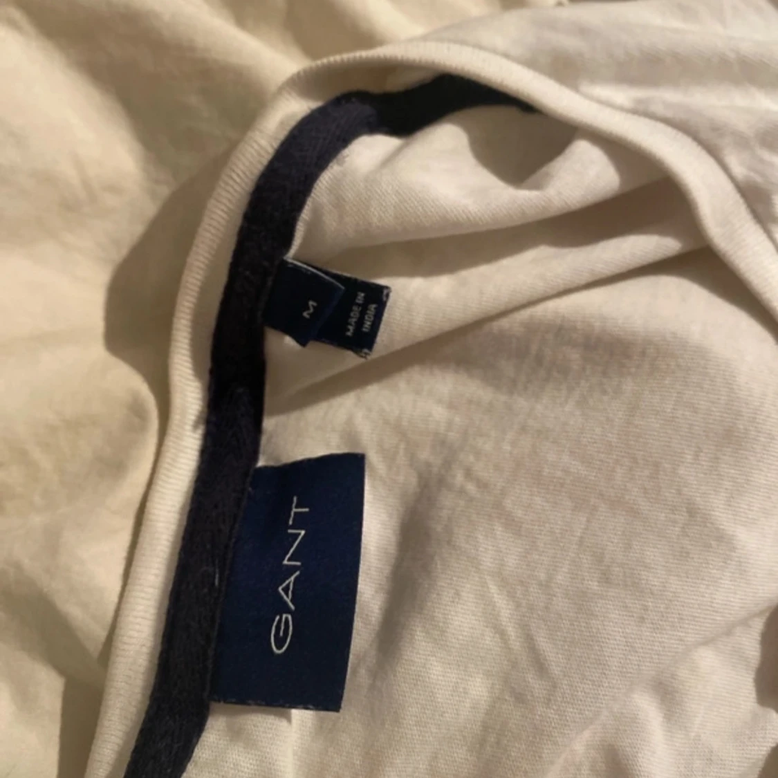 Vit t-shirt från Gant - 91