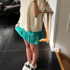 Grön kjol - Grön kjol i bra skick!