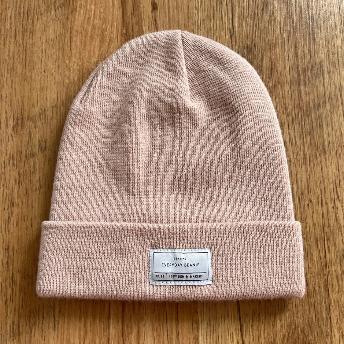 Rosa mössa från 157 Denim Makers