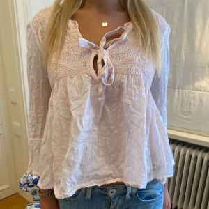 Odd Molly Blus - Jättesöt Odd Molly blus som inte längre kommer till använding, superfint skick❣️
