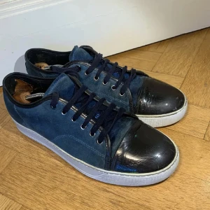 Lanvin skor - Tja,säljer dessa lanvin skorna till ett bra pris pågrund av att de ej användas längre|pris går absolut att diskutera och går även med på byten 