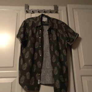 Kortärmad skjorta - Använd typ 3 ggr. Skjorta från Lager 157