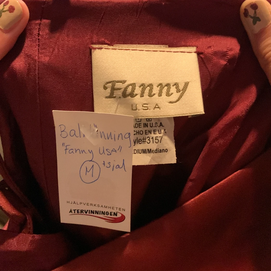 Vinröd balklänning ⋆ ˚｡⋆౨ৎ˚ - 4