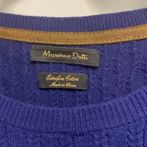 Massimodutti tröja - Stickad massimodutti tröja i bra skick